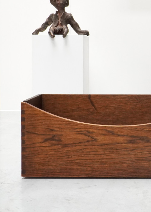 Maison Moderniste - Juliaan Lampens custom-designed storage